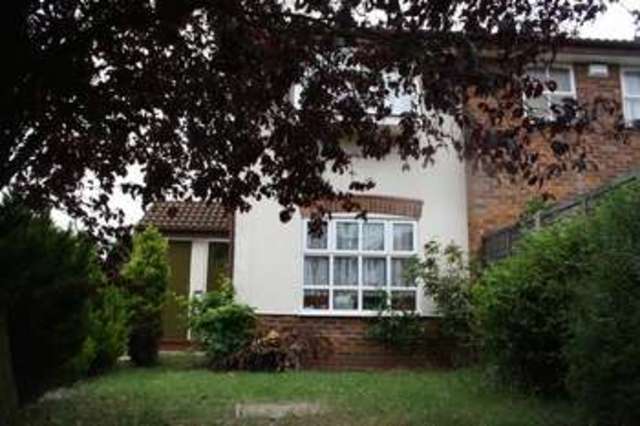  Image of 1 bedroom Terraced house to rent in Lysander Close Woodley Reading RG5 at Lysander Close Woodley Reading, RG5 4ND