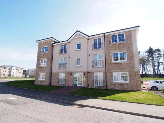  Image of 3 bedroom Flat to rent in Mackie Place Elrick Westhill AB32 at Westhill Aberdeen Aberdeen, AB32 6AN