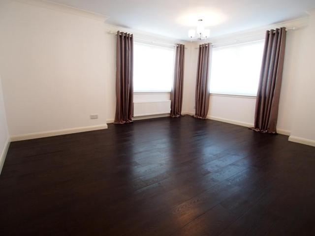  Image of 3 bedroom Flat to rent in Mackie Place Elrick Westhill AB32 at Westhill Aberdeen Aberdeen, AB32 6AN