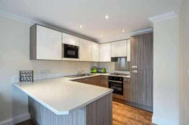  Image of 1 bedroom Flat for sale in Main Road Dovercourt Harwich CO12 at Main Road Harwich Harwich, CO12 3LR