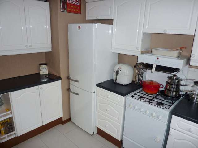  Image of 1 bedroom Flat to rent in Oxhey Drive Watford WD19 at Malden House, Oxhey Drive South Oxhey Watford, WD19 7HP