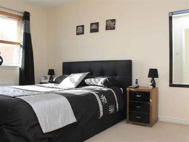  Image of 3 bedroom Terraced house to rent in Mallace Avenue Armadale Bathgate EH48 at Armadale West Lothian West Lothian, EH48 2GE