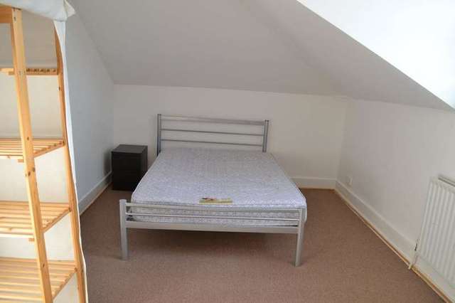  Image of 1 bedroom Flat to rent in Manor Mount London SE23 at Manor Mount  London, SE23 3PZ