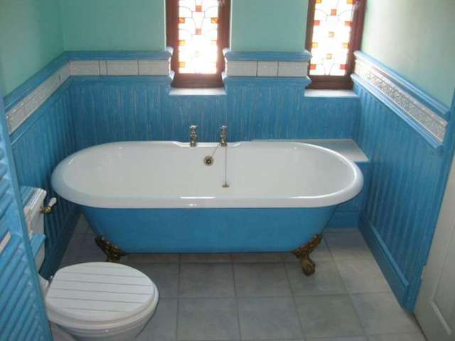 Image of 4 bedroom Semi-Detached house for sale in Manor Road Kingsthorpe Northampton NN2 at Kingsthorpe Northampton Northamptonshire, NN2 6QJ