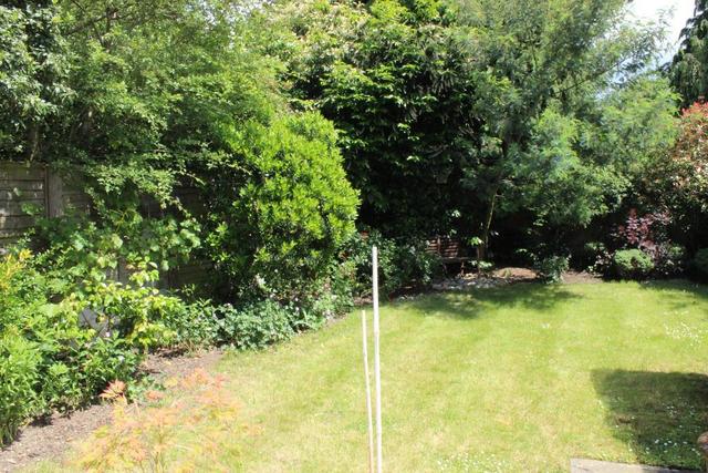  Image of 3 bedroom Terraced house to rent in Manorbrook London SE3 at Cator Estate  Blackheath, SE3 9AW