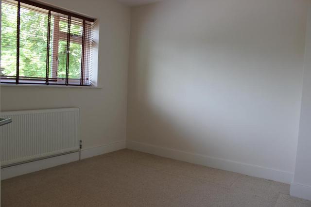  Image of 3 bedroom Terraced house to rent in Manorbrook London SE3 at Cator Estate  Blackheath, SE3 9AW