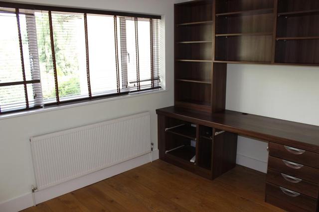  Image of 3 bedroom Terraced house to rent in Manorbrook London SE3 at Cator Estate  Blackheath, SE3 9AW