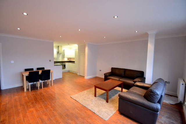  Image of 1 bedroom Flat to rent in Batty Street London E1 at Batty Street  Aldgate East, E1 1RH