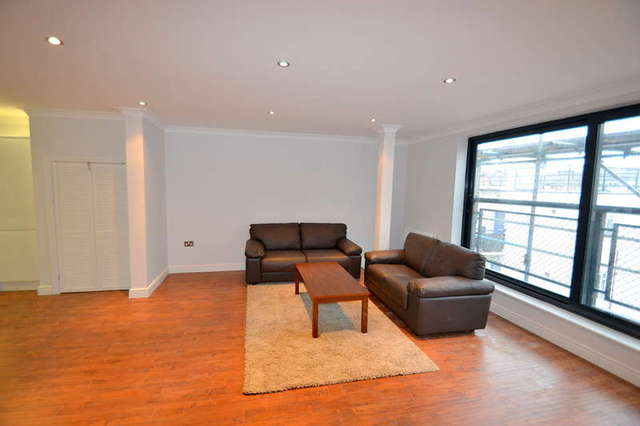  Image of 1 bedroom Flat to rent in Batty Street London E1 at Batty Street  Aldgate East, E1 1RH