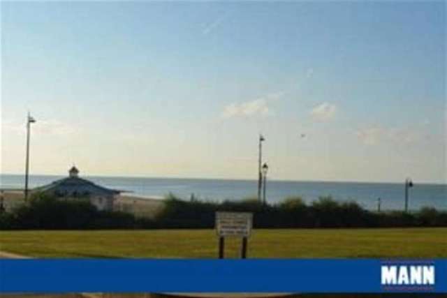  Image of 1 bedroom Flat to rent in Marine Gardens Margate CT9 at Margate, CT9 1UH