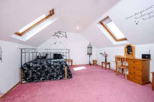  Image of 4 bedroom Semi-Detached house for sale in Marlborough Lane Stanford in the Vale Faringdon SN7 at Marlborough Lane Stanford in the Vale Faringdon, SN7 8NH