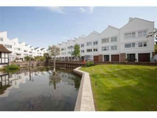 Image of 4 bedroom Detached house to rent in Marlow Mill Mill Road Marlow SL7 at Marlow Mill  Marlow, SL7 1QD