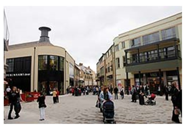  Image of 2 bedroom Flat to rent in Marriotts Walk Witney OX28 at Witney, OX28 6GX