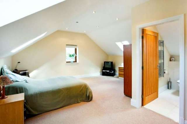  Image of 5 bedroom Detached house to rent in Marsh Green Road Biddulph Stoke-on-Trent ST8 at Marsh Green Road  Biddulph, ST8 6QP