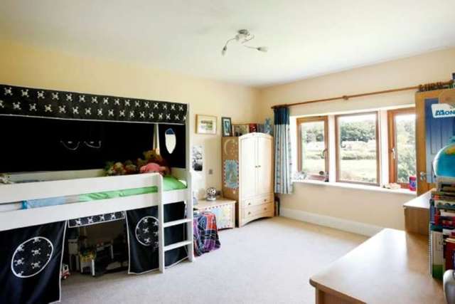  Image of 5 bedroom Detached house to rent in Marsh Green Road Biddulph Stoke-on-Trent ST8 at Marsh Green Road  Biddulph, ST8 6QP