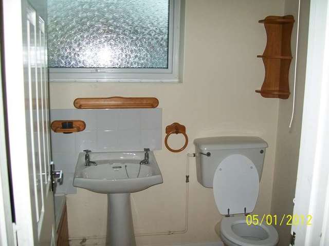  Image of 3 bedroom Chalet to rent in Mayfield Avenue Kessingland Lowestoft NR33 at Kessingland  Lowestoft, NR33 7QT