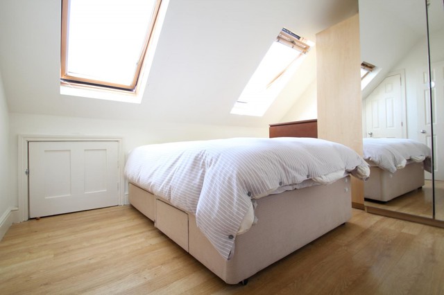 Image of 1 bedroom Flat to rent in Mayfield Road Sanderstead South Croydon CR2 at Sanderstead, CR2 0BD