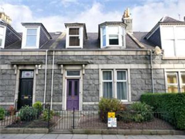  Image of 4 bedroom Town House to rent in Mid Stocket Road Aberdeen AB15 at Rosemount Aberdeen Aberdeen, AB15 5JA