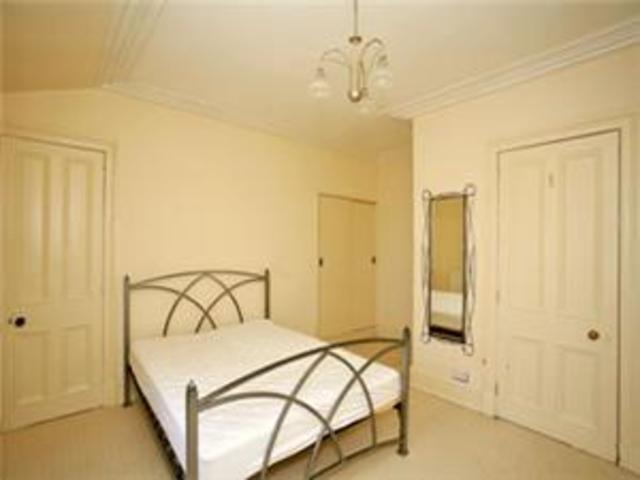  Image of 4 bedroom Town House to rent in Mid Stocket Road Aberdeen AB15 at Rosemount Aberdeen Aberdeen, AB15 5JA