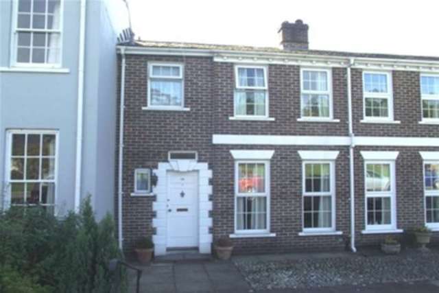  Image of 3 bedroom Detached house to rent in Heathfield Park Midhurst GU29 at Midhurst, GU29 9HN
