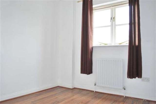  Image of 3 bedroom End of Terrace to rent in Burtons Mill Mill Lane Sawbridgeworth CM21 at Sawbridgeworth, CM21 9PL