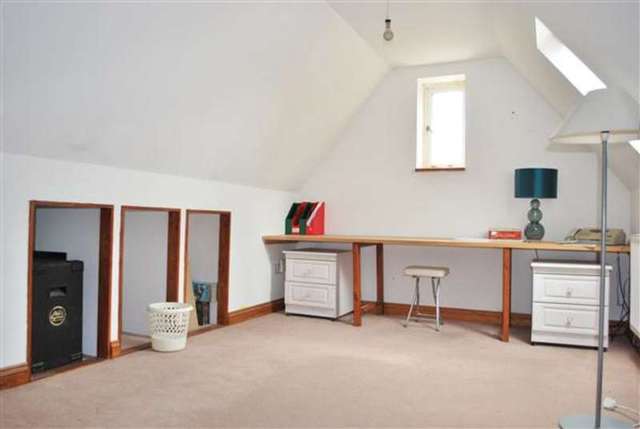  Image of 3 bedroom End of Terrace to rent in Burtons Mill Mill Lane Sawbridgeworth CM21 at Sawbridgeworth, CM21 9PL