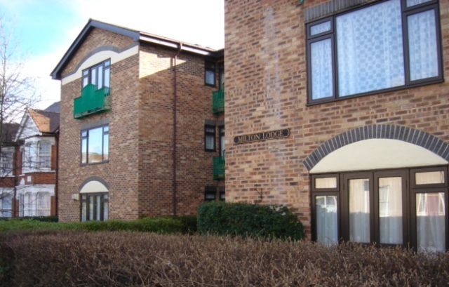  Image of Studio flat to rent in Hadlow Road Sidcup DA14 at Milton Lodge Hadlow Road Sidcup, DA14 4HU