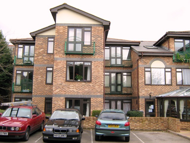  Image of Studio flat to rent in Hadlow Road Sidcup DA14 at Milton Lodge Hadlow Road Sidcup, DA14 4HU
