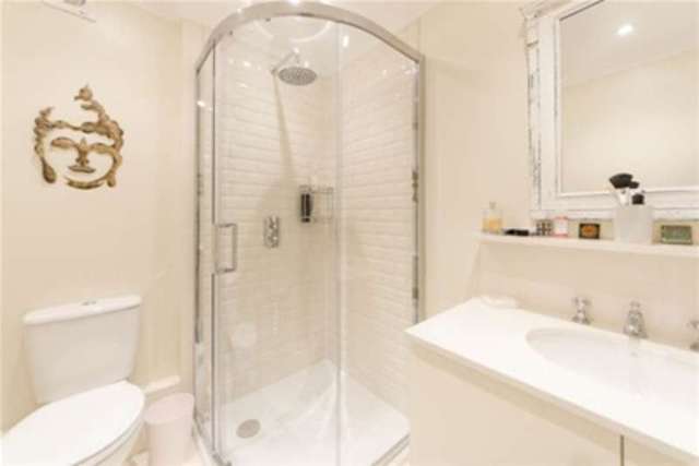  Image of 3 bedroom Detached house to rent in Mirabel Road London SW6 at London, SW6 7EH