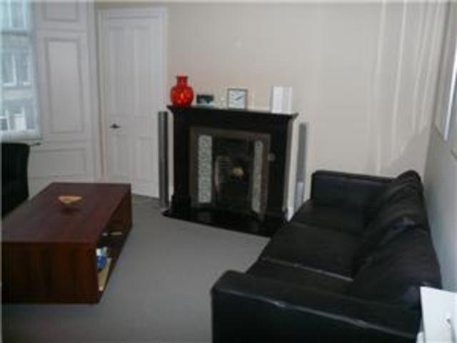  Image of 2 bedroom Detached house to rent in Moat Street Edinburgh EH14 at Slateford Edinburgh Edinburgh, EH14 1PE