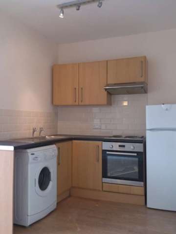  Image of 1 bedroom Ground Flat to rent in Middle Street Worcester WR1 at 22 Middle Street  Worcester, WR1 1NQ