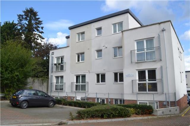  Image of 1 bedroom Flat to rent in Montague Close High Barnet Barnet EN5 at 1 Montague Close Barnet Barnet, EN5 5RW