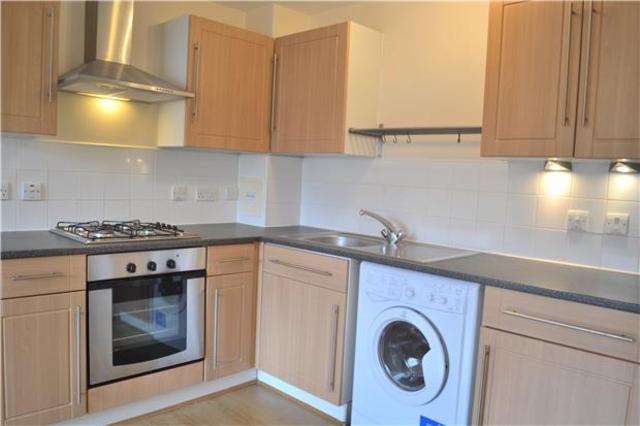  Image of 1 bedroom Flat to rent in Montague Close High Barnet Barnet EN5 at 1 Montague Close Barnet Barnet, EN5 5RW