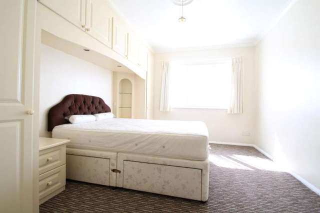  Image of 2 bedroom Flat to rent in Warham Road South Croydon CR2 at 31 Warham Road  South Croydon, CR2 6LJ