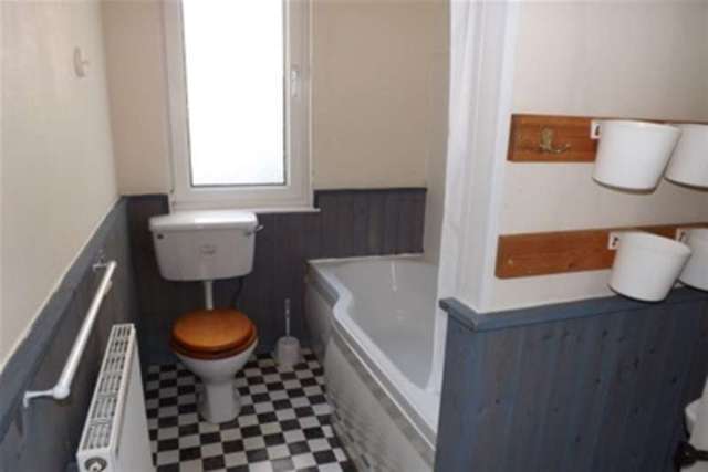 Image of 7 bedroom Detached house to rent in Mount Gould Road Plymouth PL4 at Plymouth, PL4 7PT