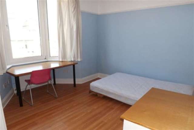  Image of 7 bedroom Detached house to rent in Mount Gould Road Plymouth PL4 at Plymouth, PL4 7PT