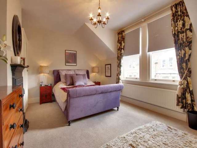  Image of 4 bedroom Detached house to rent in Mountfield Gardens Tunbridge Wells TN1 at Tunbridge Wells Kent Royal Tunbridge Wells, TN1 1SJ