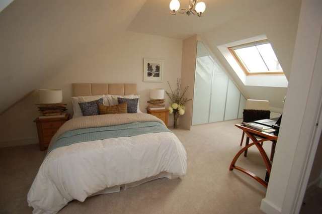  Image of 4 bedroom Terraced house to rent in Newlands Way Cholsey Wallingford OX10 at Cholsey  Wallingford, OX10 9FF