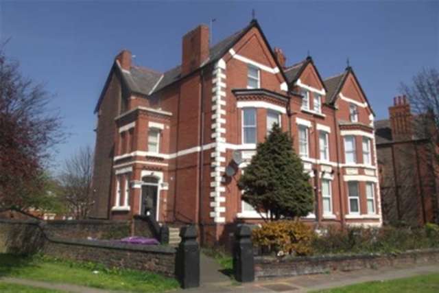  Image of 1 bedroom Flat to rent in Newsham Drive Liverpool L6 at Liverpool, L6 7UG