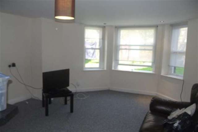  Image of 1 bedroom Flat to rent in Newsham Drive Liverpool L6 at Liverpool, L6 7UG