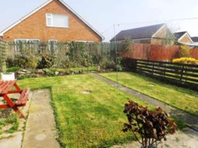  Image of 2 bedroom Bungalow for sale in Newton Drive Thornaby Stockton-on-Tees TS17 at Thornaby Stockton-on-Tees Thornaby-on-Tees, TS17 0EL