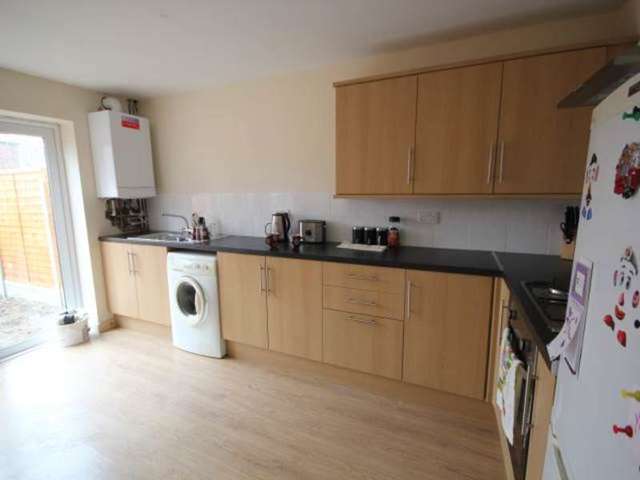  Image of 3 bedroom Semi-Detached house to rent in Newton Street Rochdale OL16 at Rochdale Rochdale, OL16 5LR