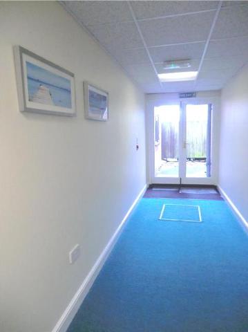  Image of 1 bedroom Apartment to rent in Brockhurst Road Gosport PO12 at Norfolk House 130 Brockhurst Road Gosport, PO12 3BA