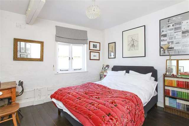  Image of 2 bedroom End of Terrace for sale in Norfolk Street Whitstable CT5 at Norfolk Street  Whitstable, CT5 4HB