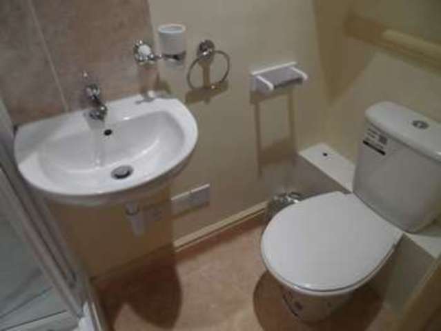  Image of Flat to rent in Norman Road Sutton SM1 at Norman Road  Sutton, SM1 2TB