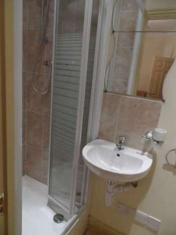 Image of Flat to rent in Norman Road Sutton SM1 at Norman Road  Sutton, SM1 2TB