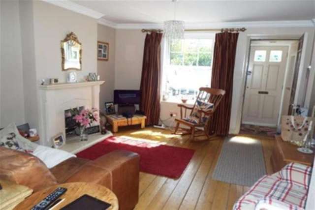  Image of 2 bedroom Detached house to rent in North Road Brentwood CM14 at Brentwood, CM14 4UZ