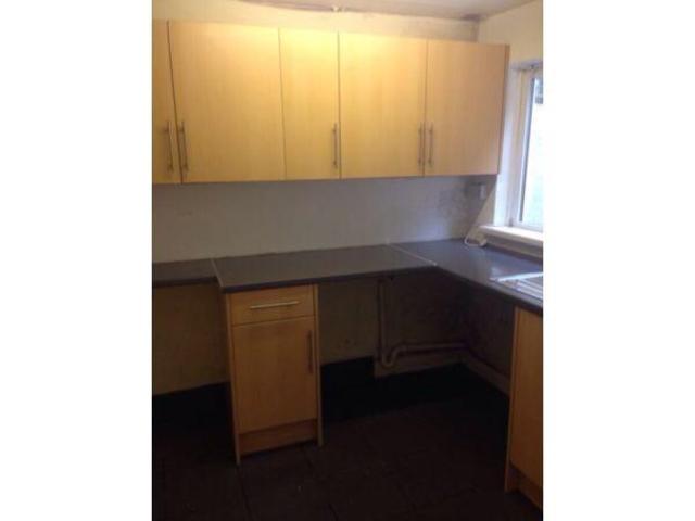  Image of 3 bedroom Terraced house to rent in North Road Porth CF39 at Porth  Rhondda, CF39 9SG