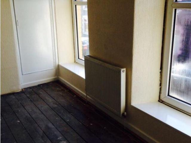  Image of 3 bedroom Terraced house to rent in North Road Porth CF39 at Porth  Rhondda, CF39 9SG