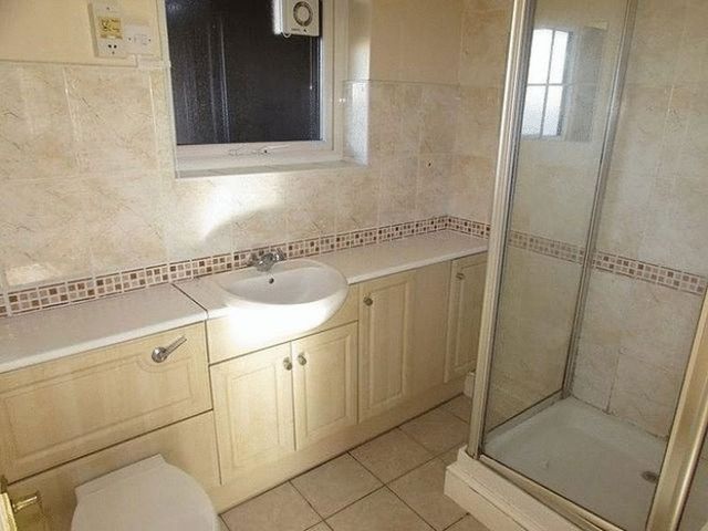  Image of 2 bedroom Flat to rent in Northern Parade Portsmouth PO2 at Northern Parade  Portsmouth, PO2 8SR